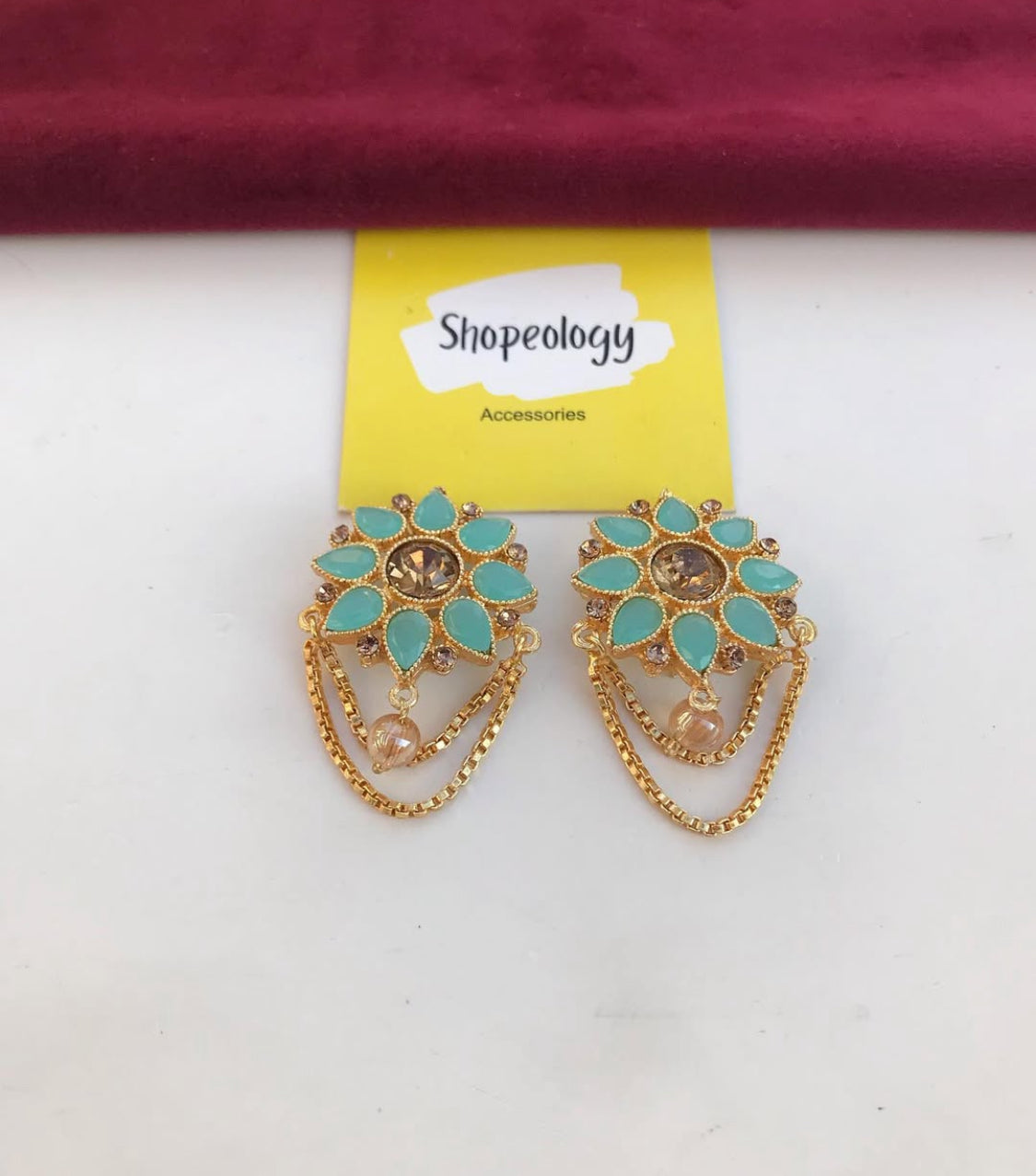 Squirel chain studs