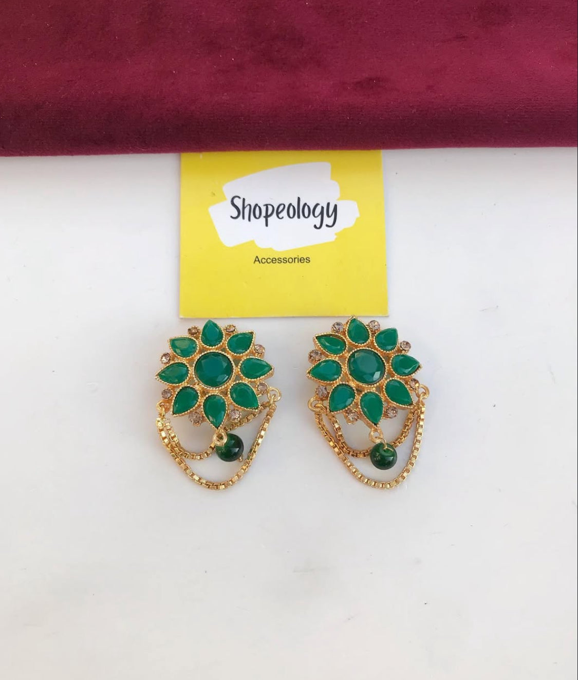 Squirel chain studs