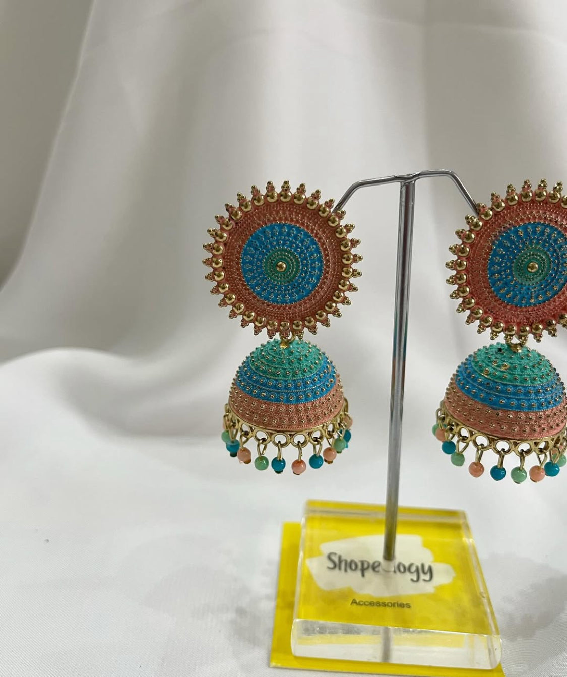 Aarez Indian Jhumka