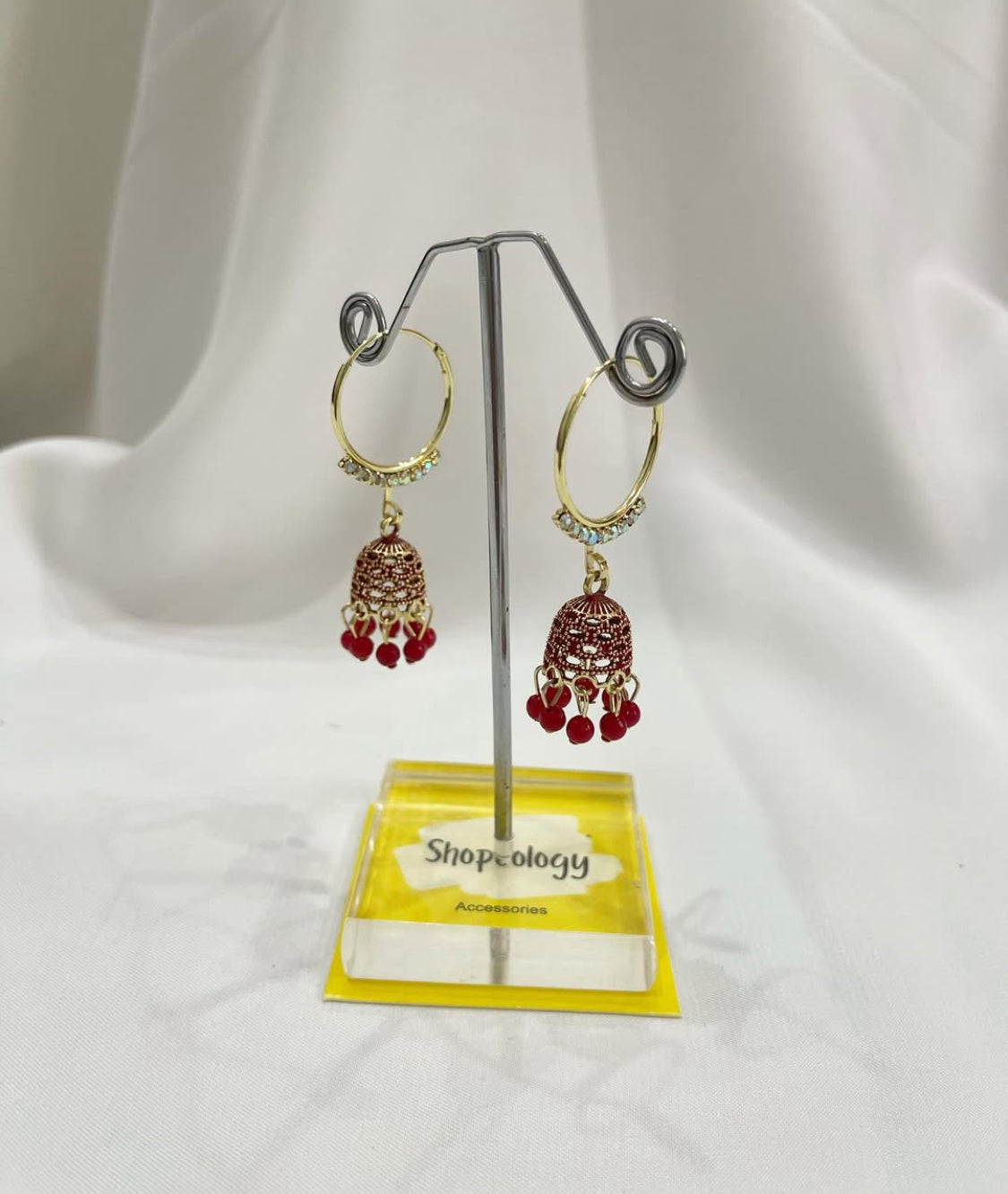 Minimal Jhumki