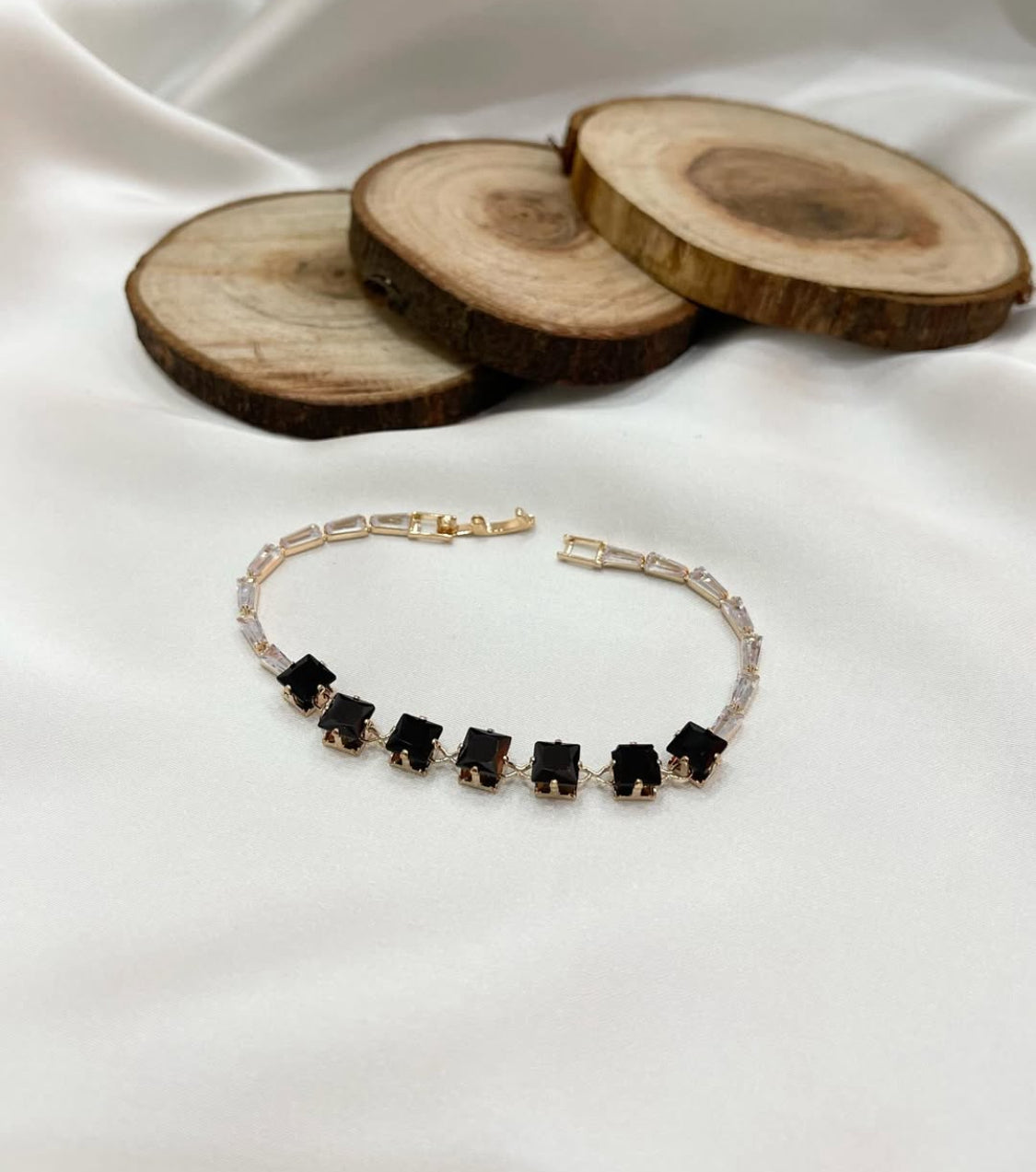 Minimal Crystal Bracelet