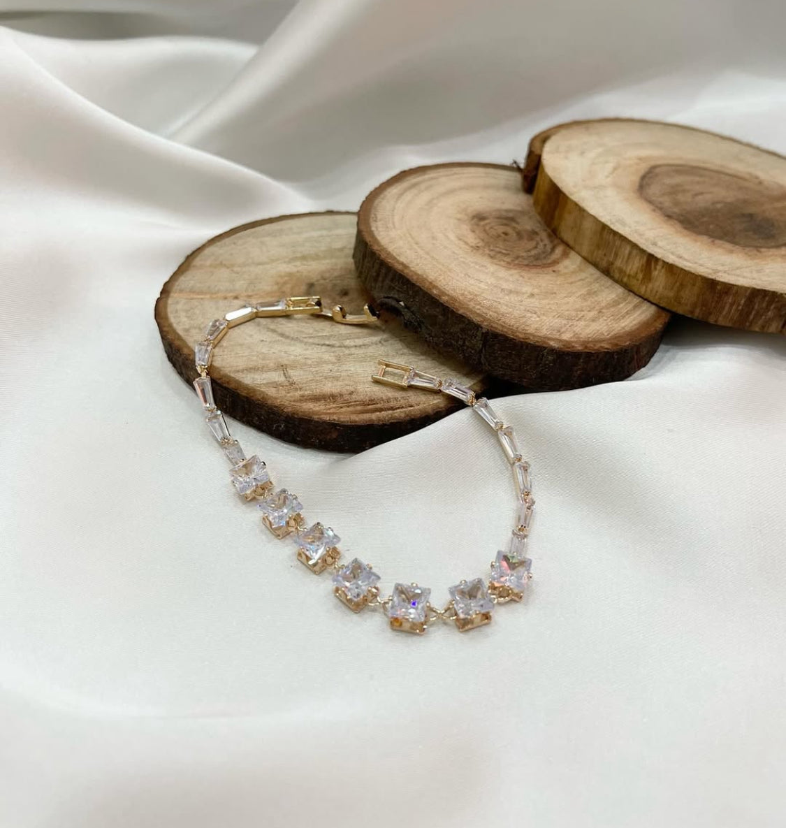Minimal Crystal Bracelet