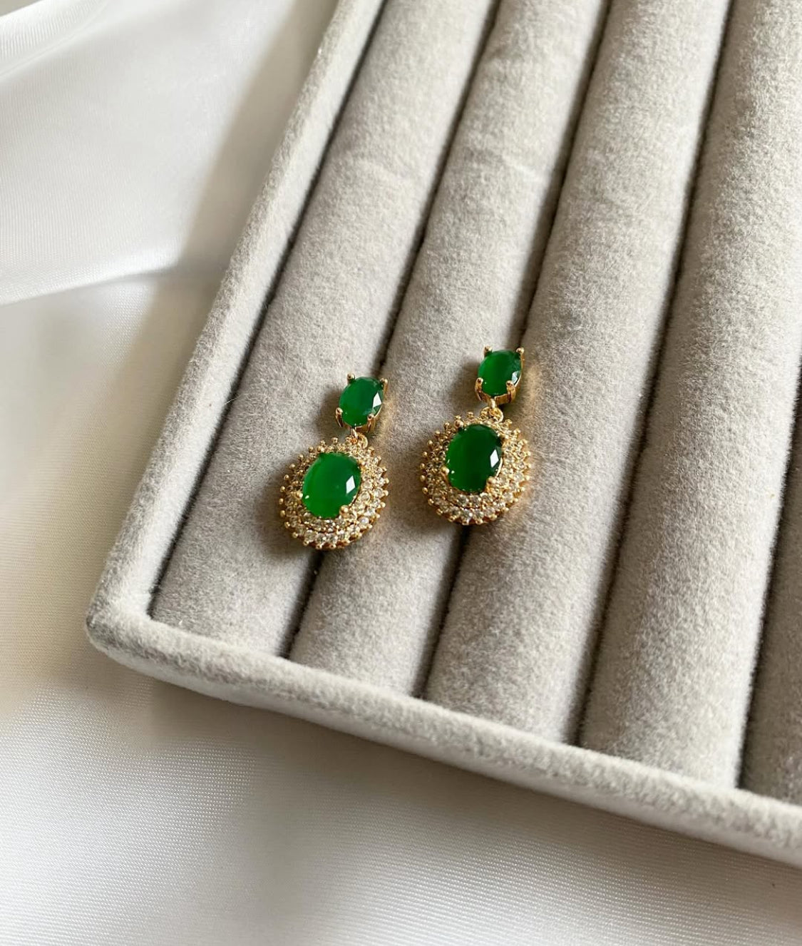 Alyna minimal earring