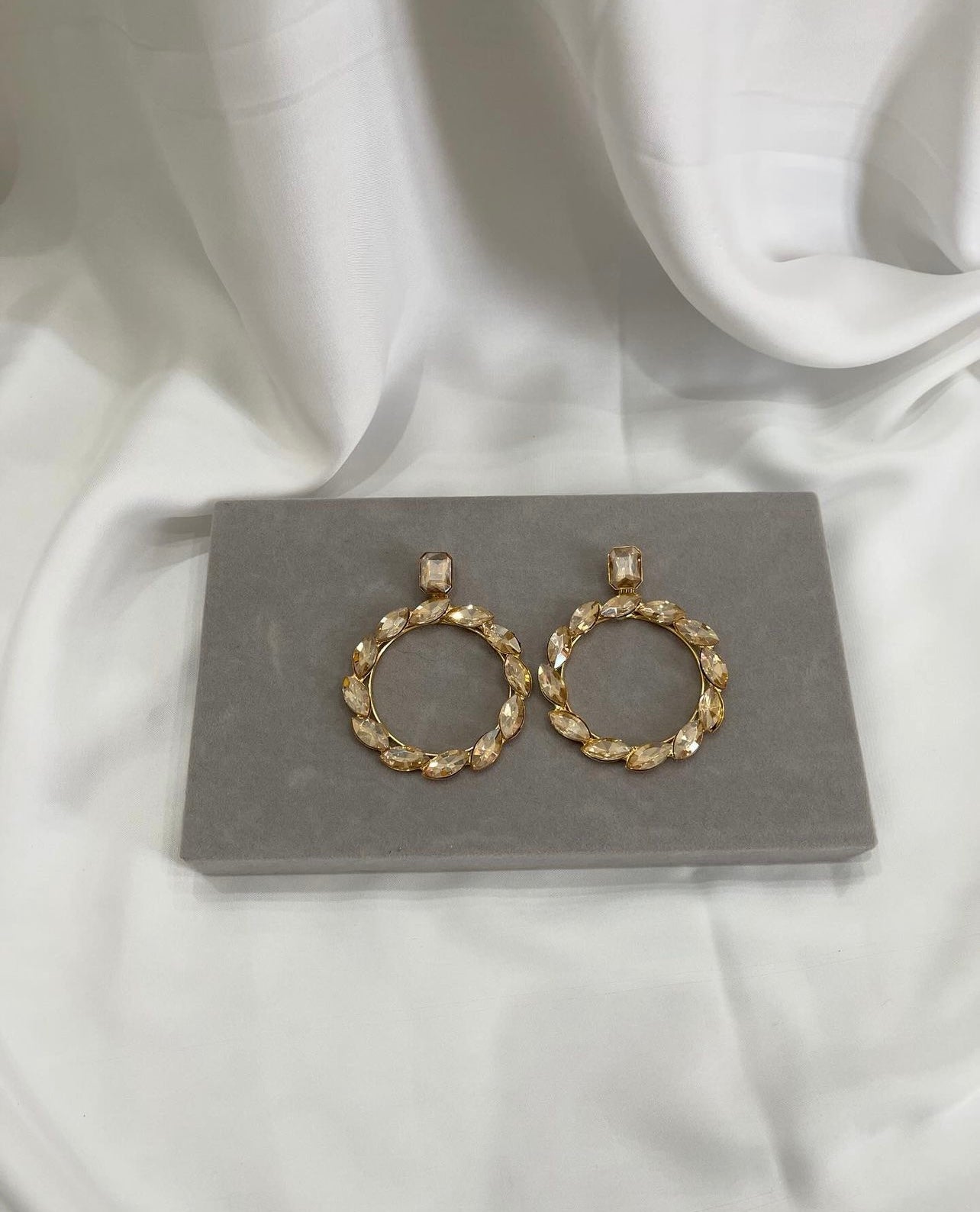 Exquisite Crystal Hoops - Shopeology