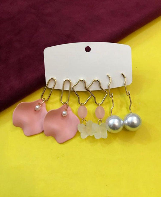 Pack of 3 casual earrings